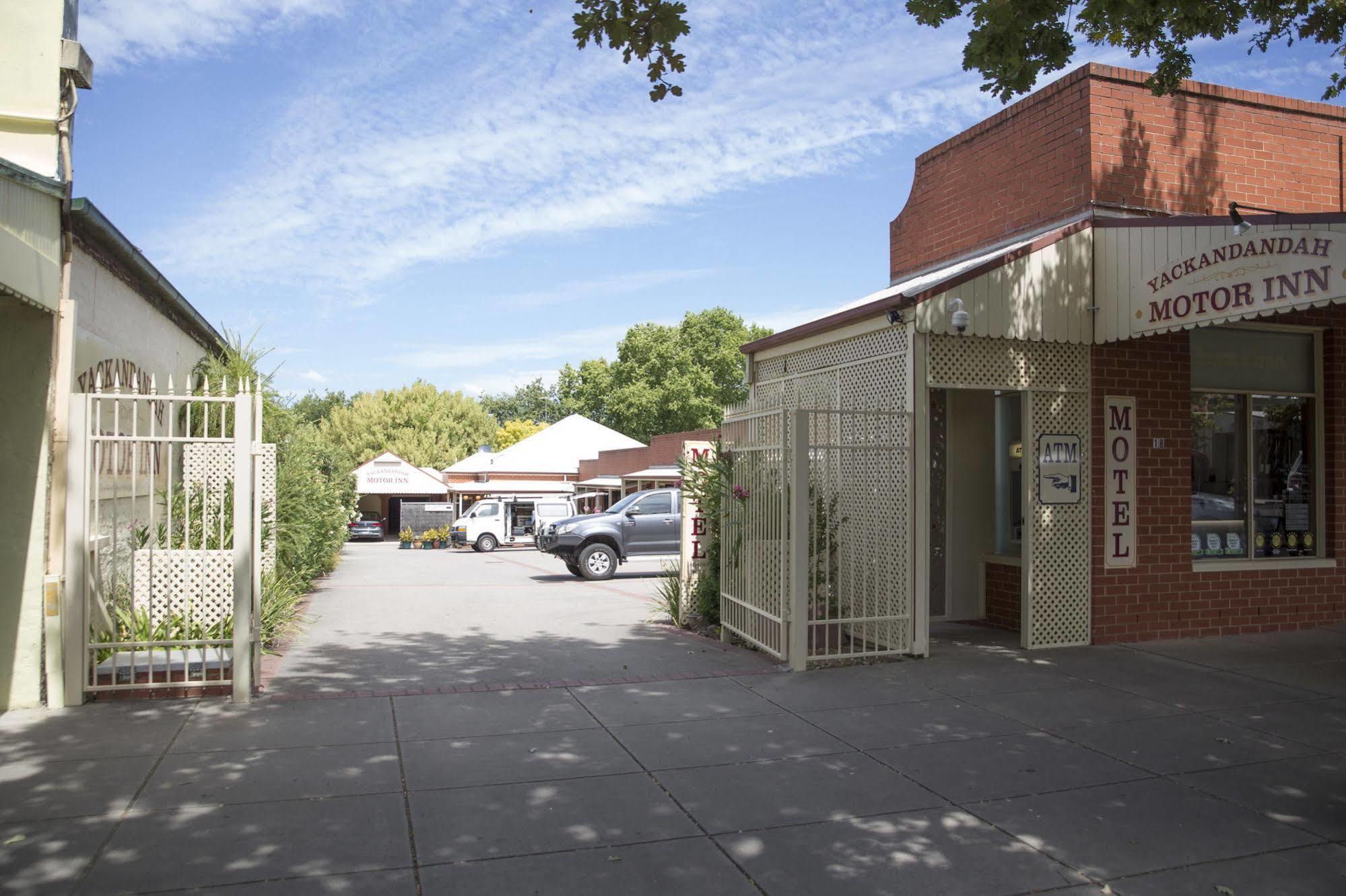 Yackandandah Central Exterior photo